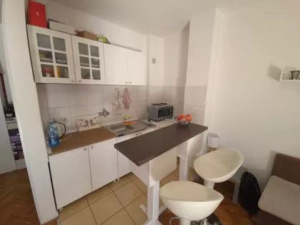 Hadži Ruvimova | 4zida.rs