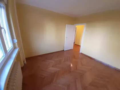 Radnička 55 | 4zida.rs