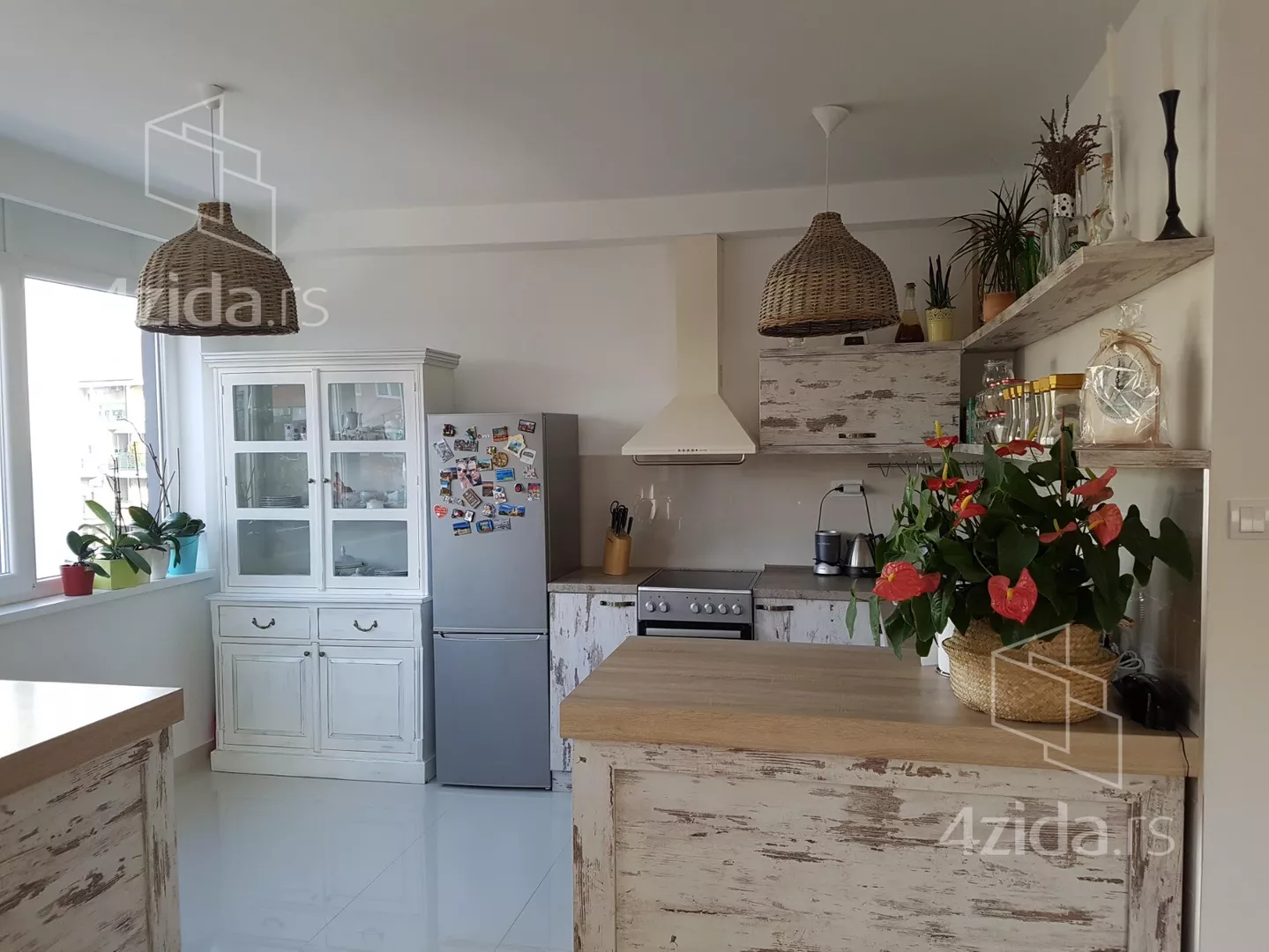 Petosoban stan | 4zida