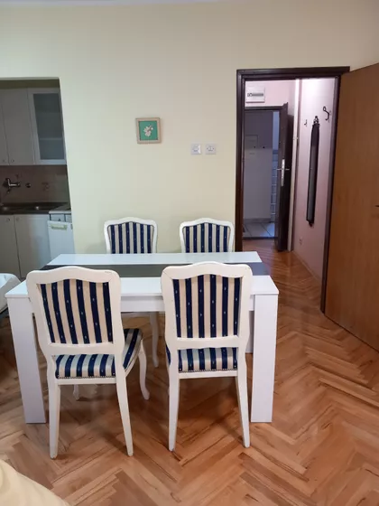 Francuska 44 | 4zida.rs