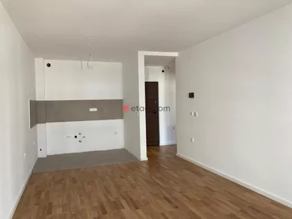 Dom Zdravlja | 4zida.rs