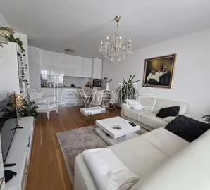 Novi Sad - Centar, Stari Grad, Gradske lokacije, Novi Sad, 3.0 stan | 4zida.rs