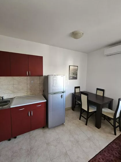 Dr Petra Vučinića | 4zida.rs