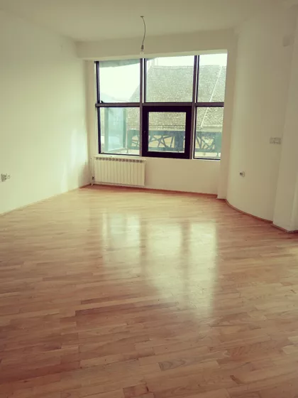 Cara Dušana | 4zida.rs