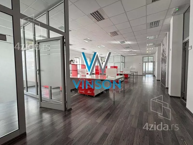 Poslovni prostor | 4zida