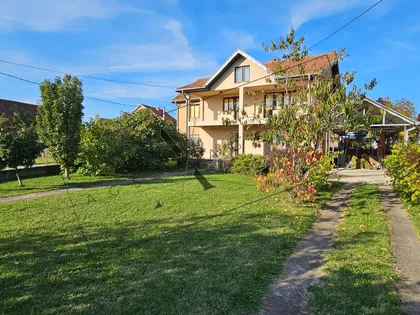 Jarčujak | 4zida.rs