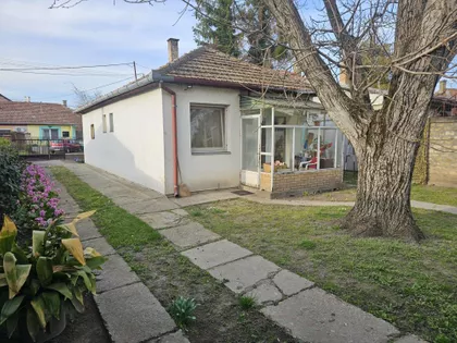 Mali Radanovac | 4zida.rs