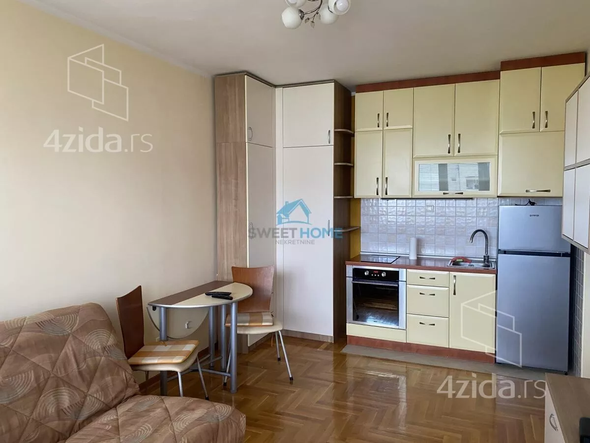 Garsonjera | 4zida