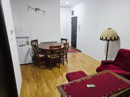 Jug Bogdana 3 | 4zida.rs