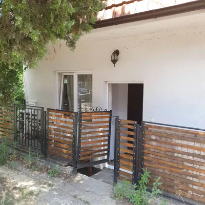 Selimira Jeftića 21 | 4zida.rs