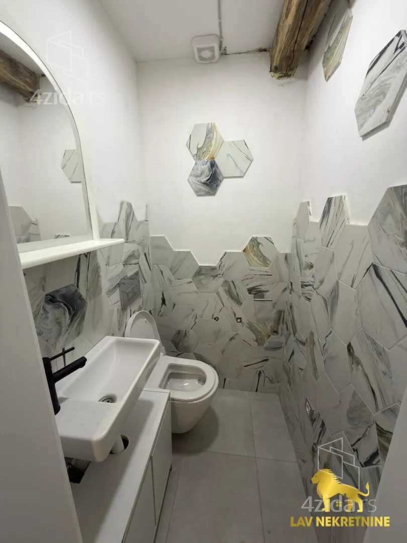 Poslovni prostor | 4zida