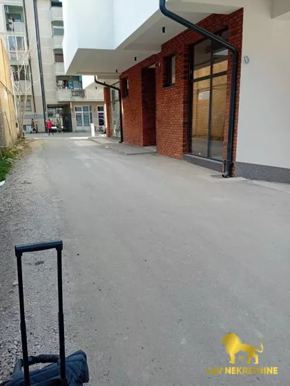 KOSANČIĆ IVANA | 4zida.rs
