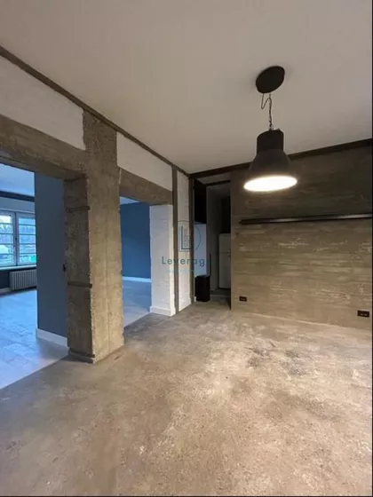 Skupština | 4zida.rs