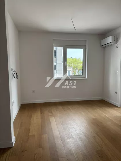 Ledinačka | 4zida.rs