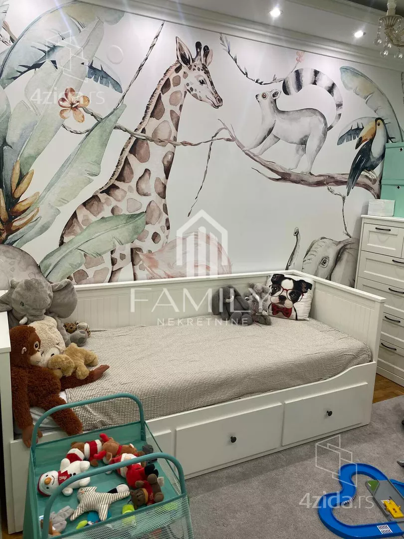 Troiposoban stan | 4zida