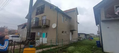 Majur