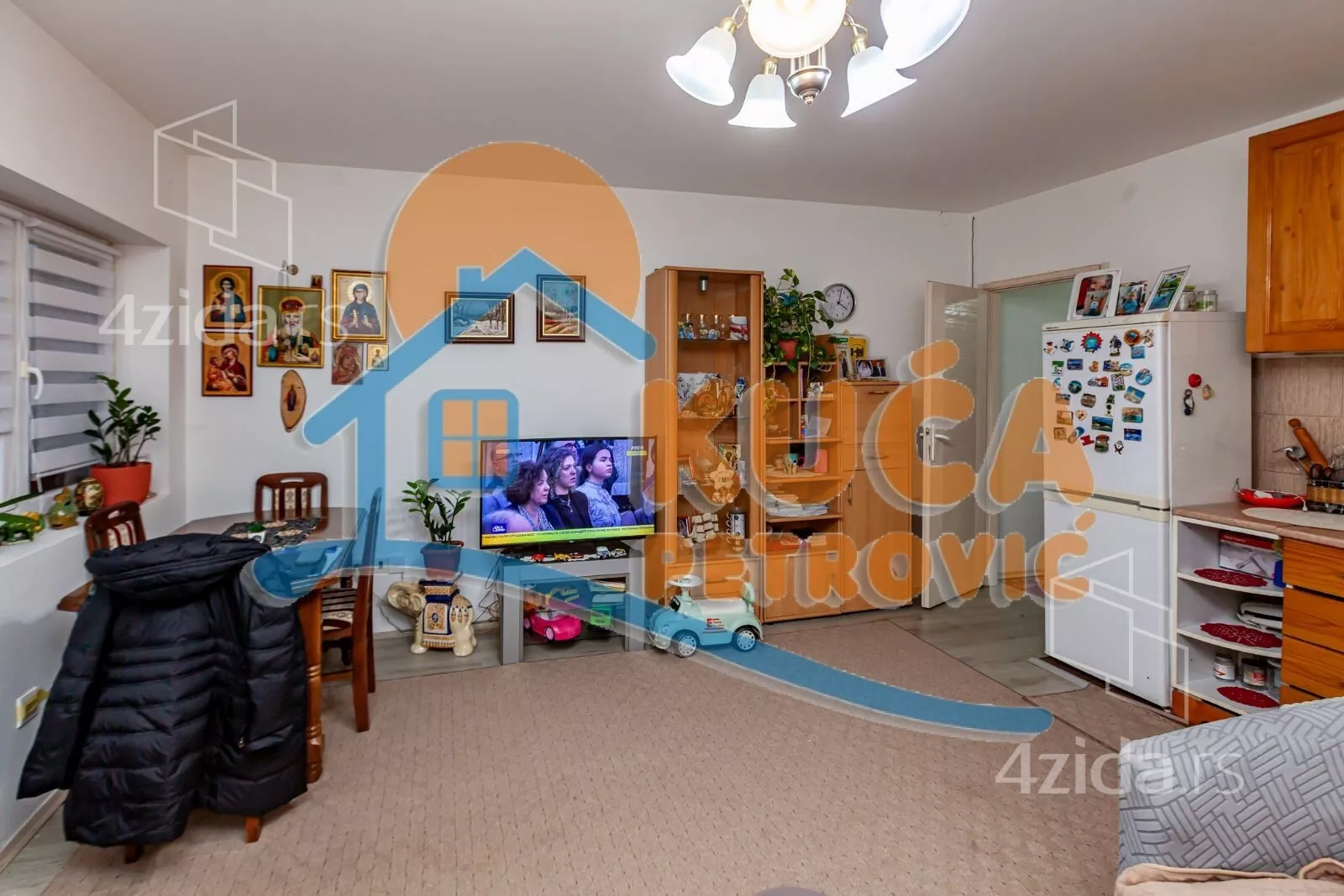 Jednoiposoban stan | 4zida