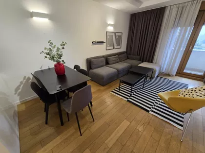 Uroša Martinovića | 4zida.rs