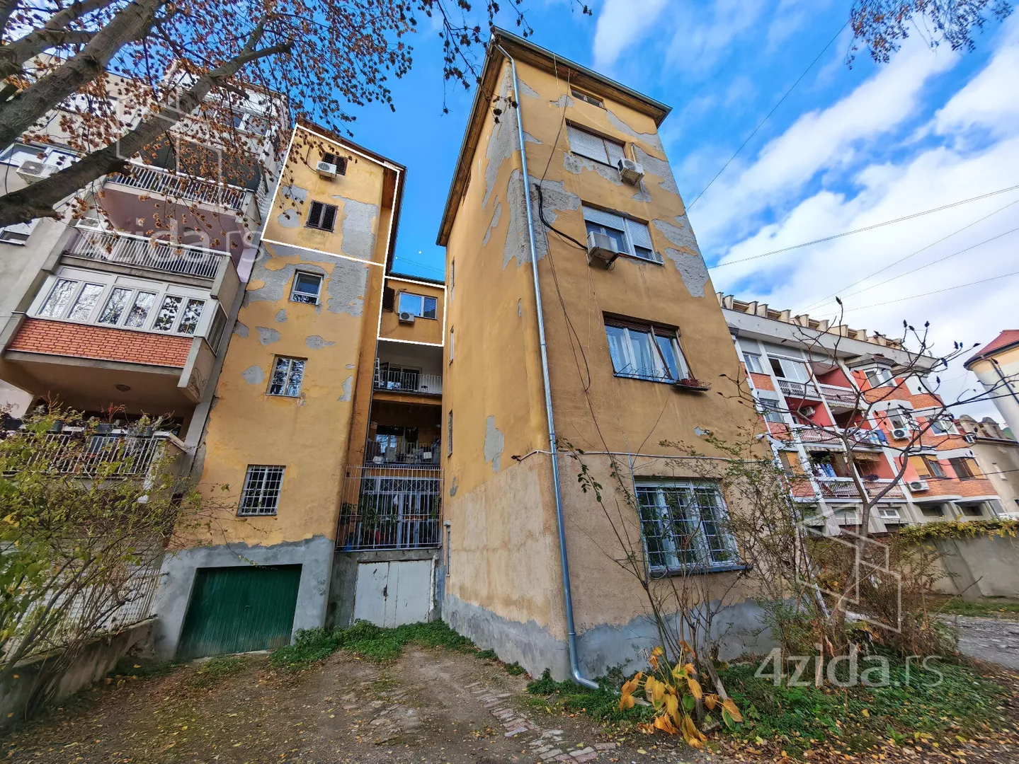 Troiposoban stan | 4zida