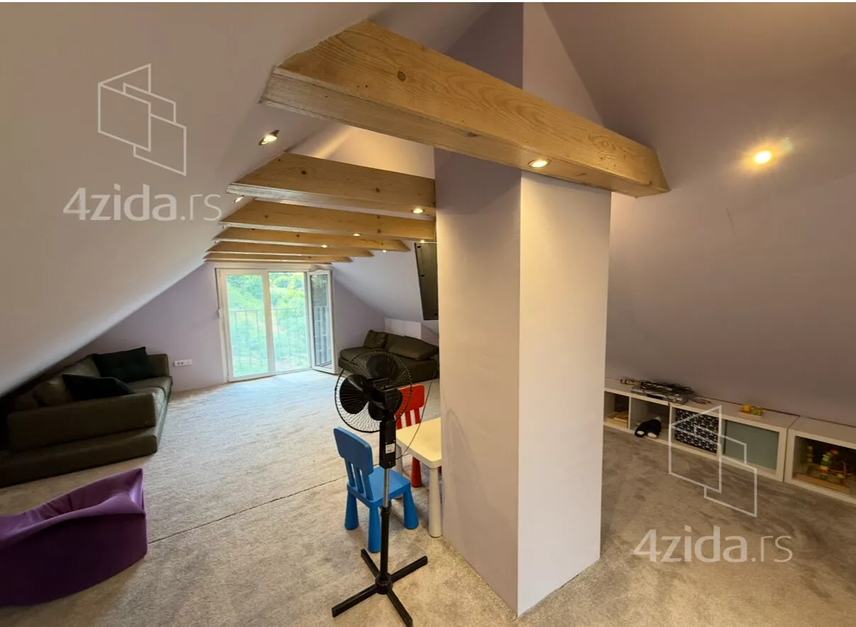 3-etažna kuća | 4zida