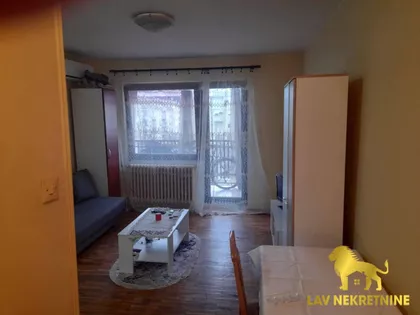 JUG BOGDANA | 4zida.rs