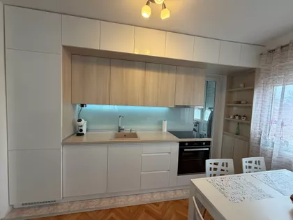 Milovana Jovanovića 2 | 4zida.rs