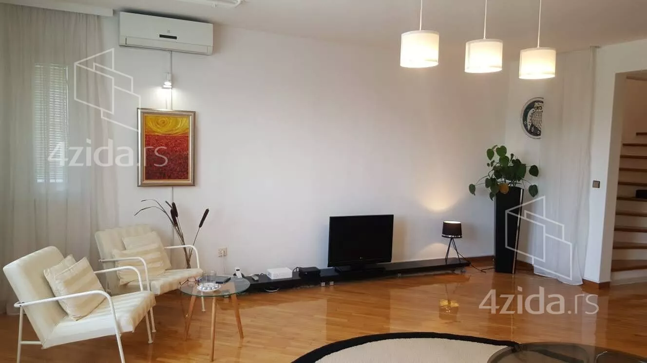 4-etažna kuća | 4zida