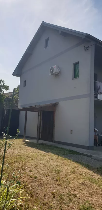 Boleč | 4zida.rs