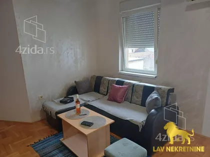 VUKA KARADŽIĆA | 4zida.rs