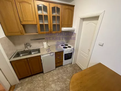 Hadži Ruvimova | 4zida.rs