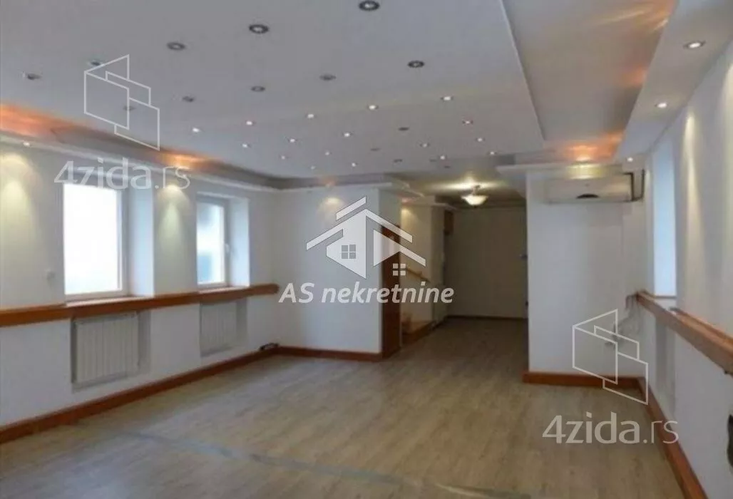 Šestosoban stan | 4zida