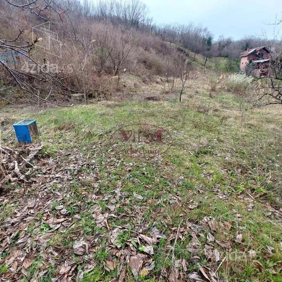 Plac | 4zida