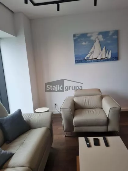 Omladinskih brigada | 4zida.rs