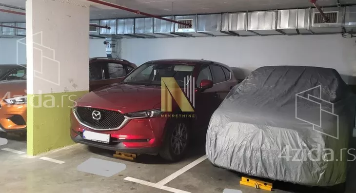 Garaža/Parking | 4zida