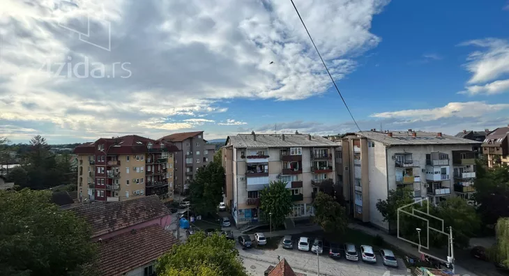 Garsonjera | 4zida