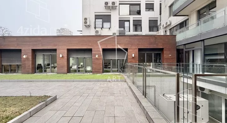 Poslovni prostor | 4zida