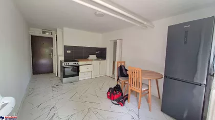 Studentska | 4zida.rs