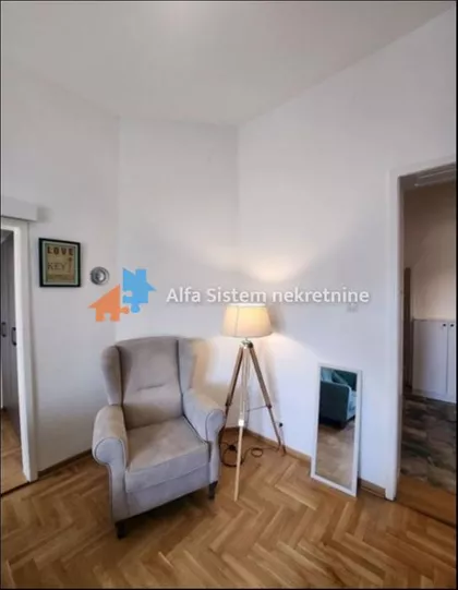 Klinički Centar | 4zida.rs