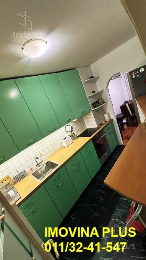 Troiposoban stan | 4zida