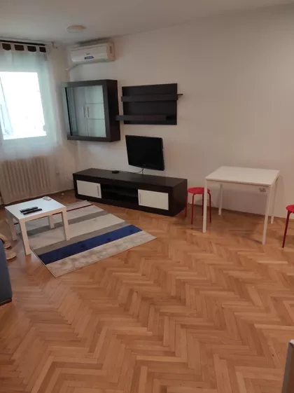 Krunski Venac | 4zida.rs