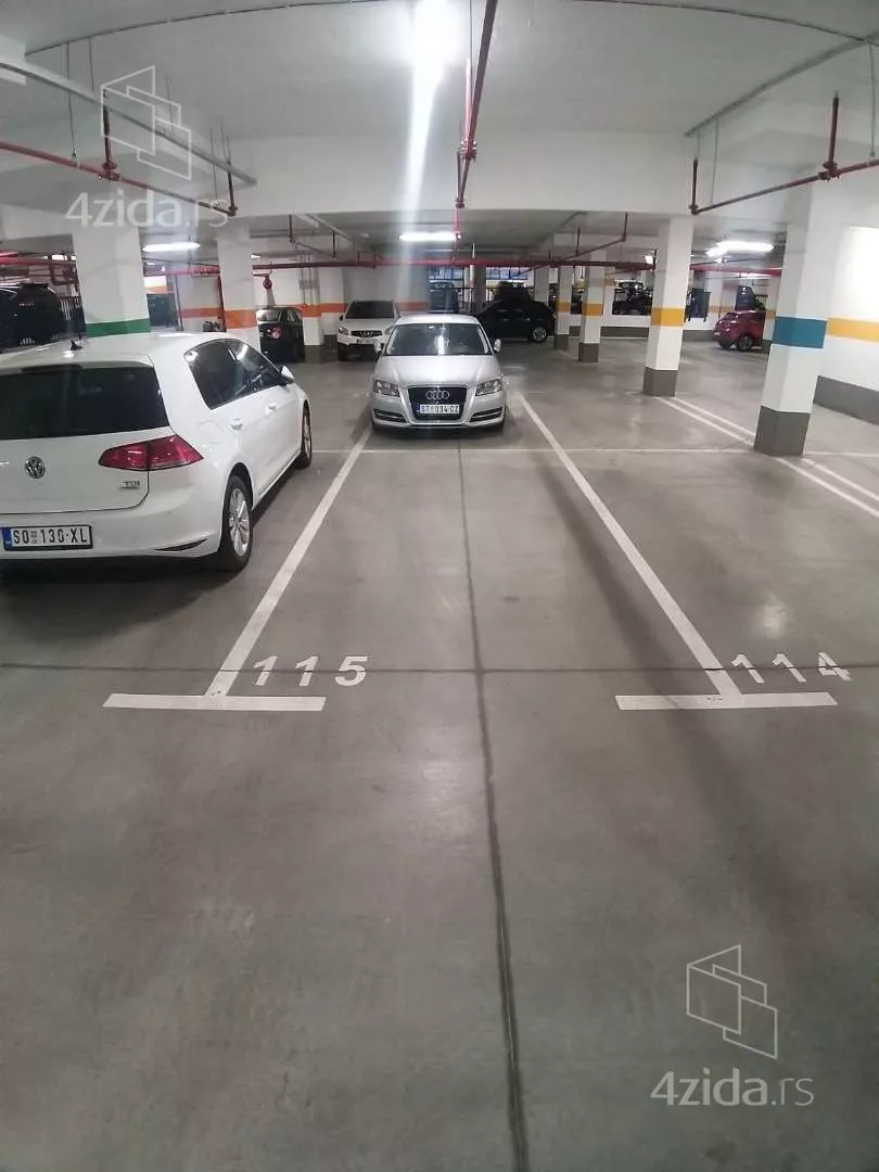 Garaža | 4zida