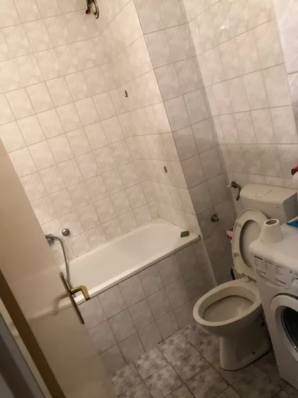 Antifašističke Borbe 21 | 4zida.rs