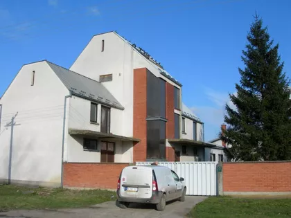 Zore Avakumović | 4zida.rs