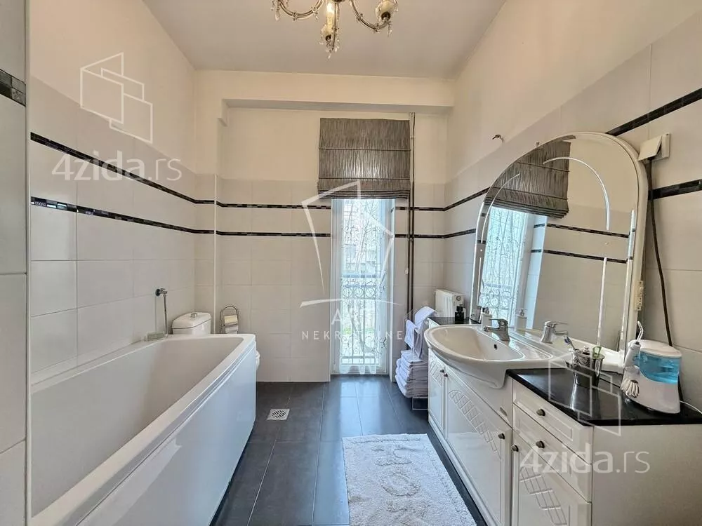 4-etažna kuća | 4zida