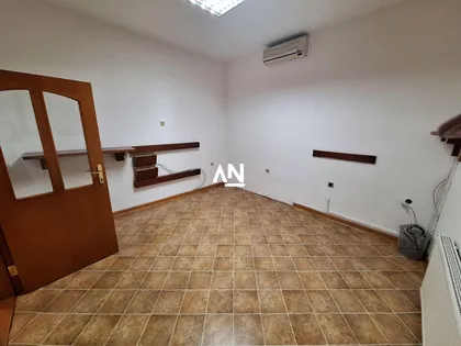 Milana Rakića | 4zida.rs