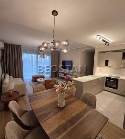 Tošin bunar | 4zida.rs