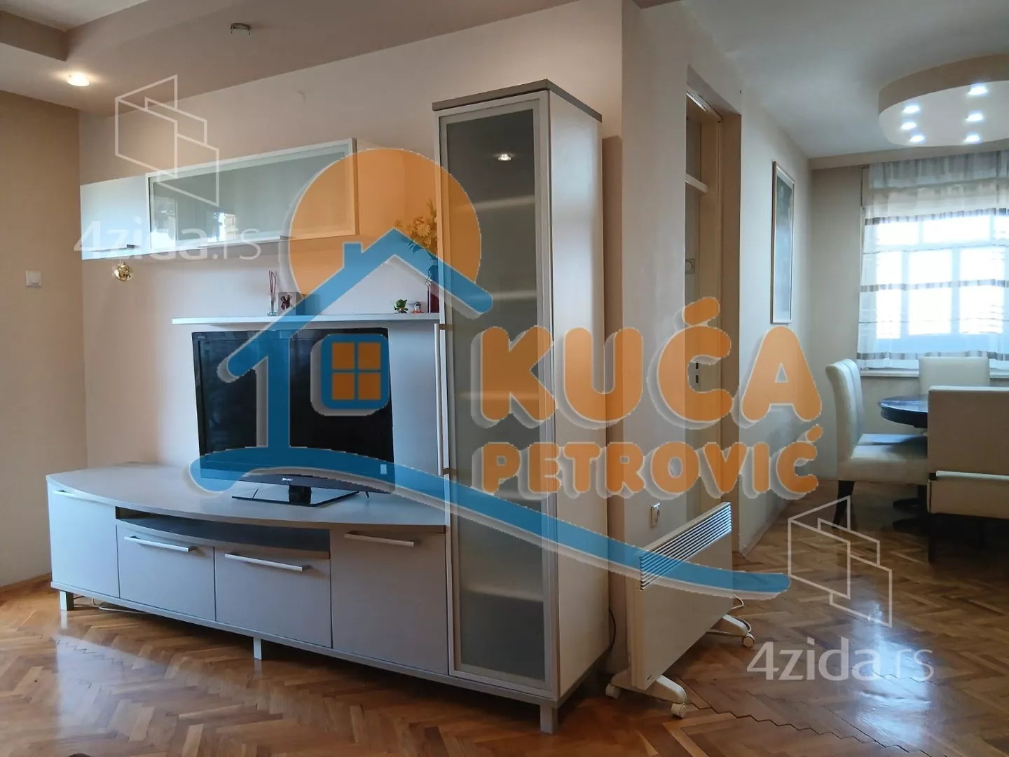 Troiposoban stan | 4zida