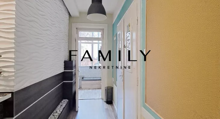 Šestosoban stan | 4zida