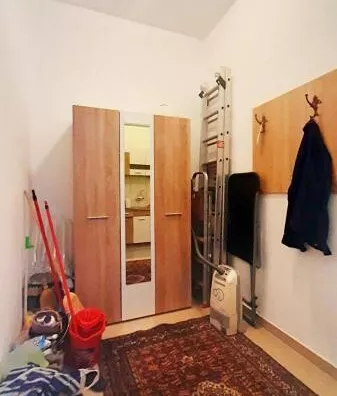 Lokal | 4zida
