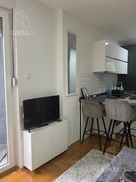 Garsonjera | 4zida